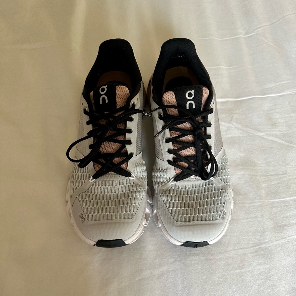 On Running Cloudflyer